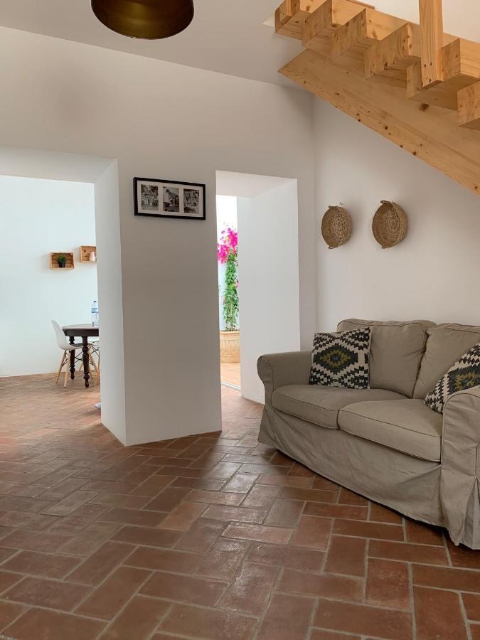 Stylish Townhouse With Gallery In The Heart Of Tavira For Two Exterior photo